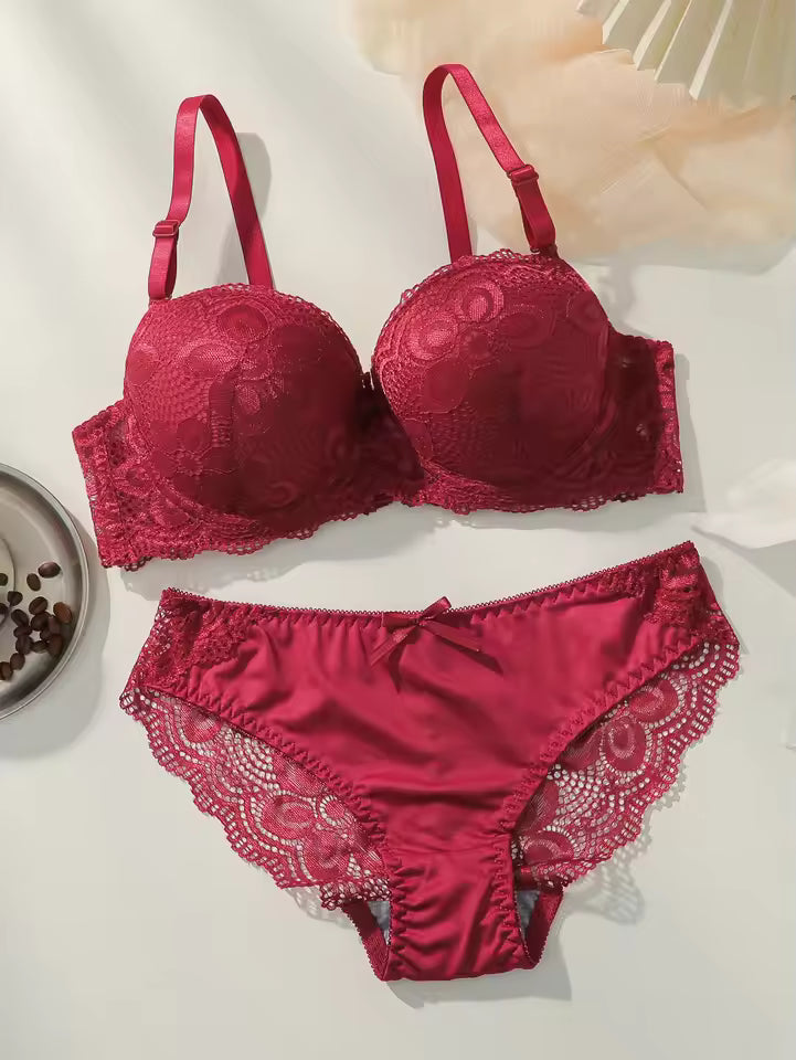 Comfy Lift Lace Bra Set